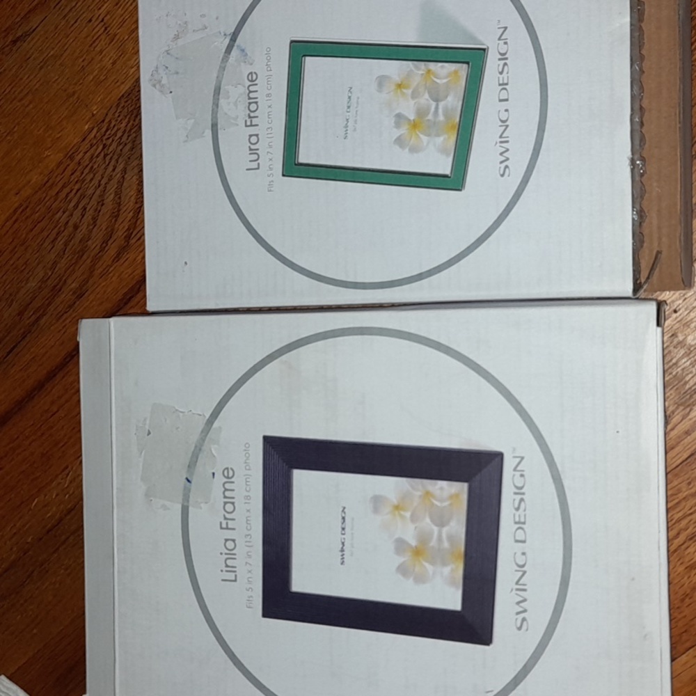 4 New! Frames.